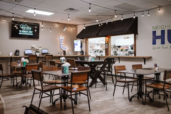 ElevateBranson's tweet photo. Who's coming for lunch today? 👋
Locals Discount (10%) happening EVERY day at Neighbors Hub! @ 310 Gretna Road
Monday - Friday:  11:00 A.M. - 2:00 P.M.  
Full Menu 👉 https://t.co/YlXvAn1XxL https://t.co/oBYKe2WXfh