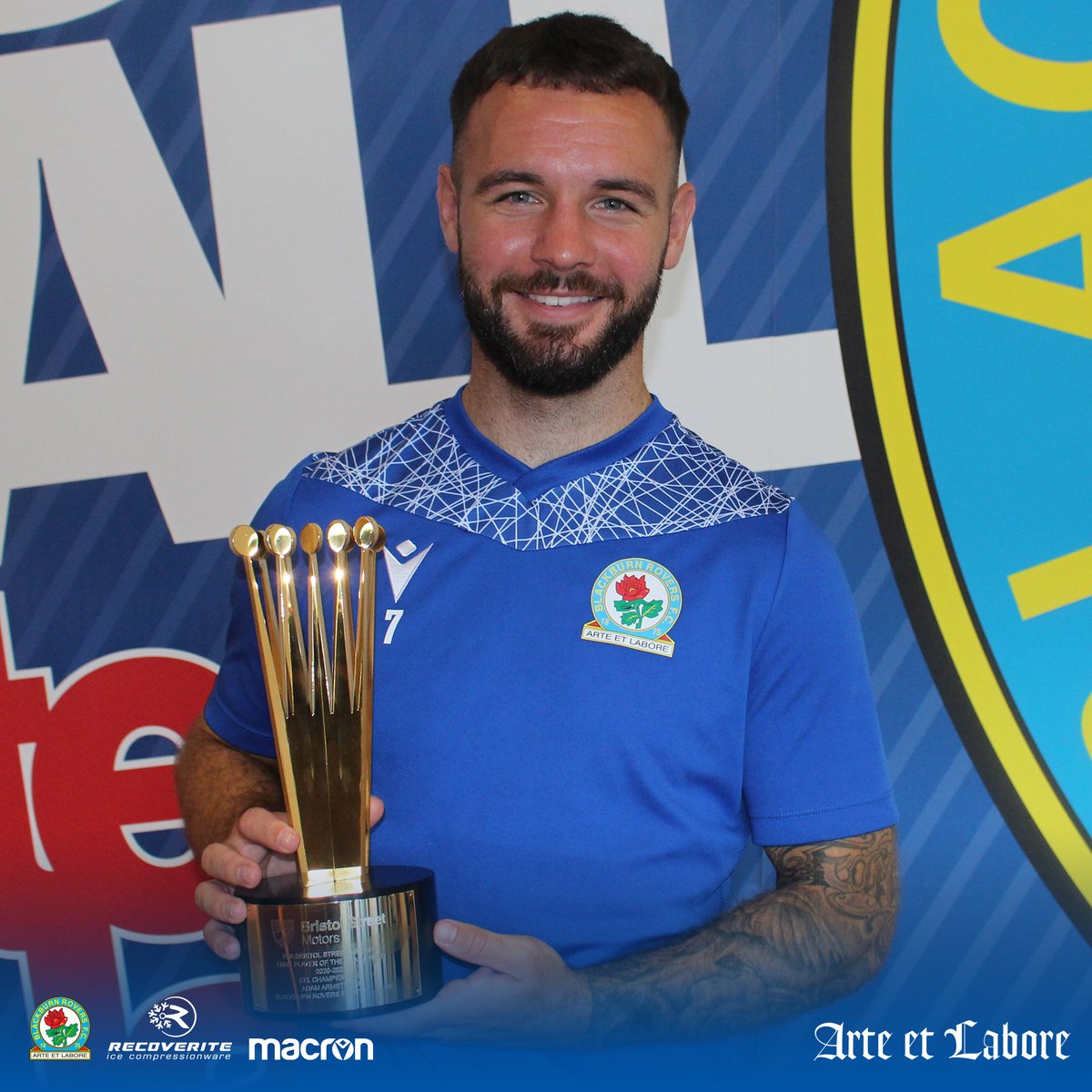 📸 The 2020/21 @BristolStMotors <a href="/PFA/">PFA</a> Fans' Player of the Year! 🏆

😇 <a href="/AdamArma9/">AdamArma</a> 👏 

#Rovers 🔵⚪️