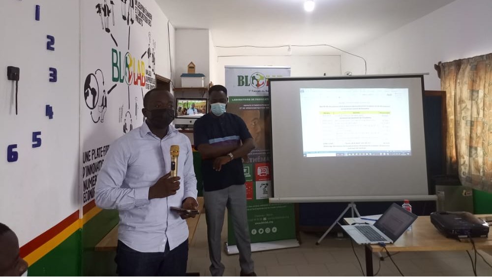 ACMA3BENIN's tweet photo. Ça y est, la phase d'incubation des trois startups #jinukunstore, #souba, #Ans_Lab, sélectionnés via le hackathon #Agrinnov229 de @ACMA2BENIN, a démarré. C'est en partenariat avec BloLab. @IFDCnews @100KIT @CARE_BeninTogo @BLOLAB_BENIN @DangbegnonC @EdahClement1 https://t.co/JGDn2W8gZj