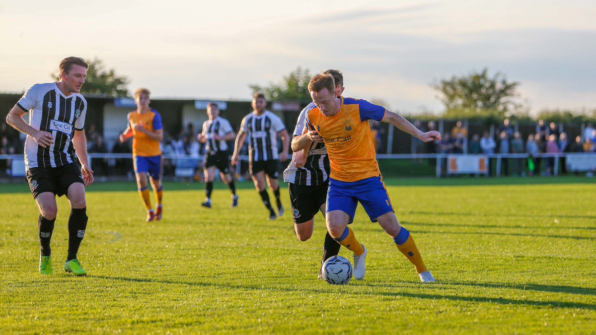 mansfieldtownfc's tweet photo. 📸 First-half action from our pre-season opener. https://t.co/2nvGlCI831