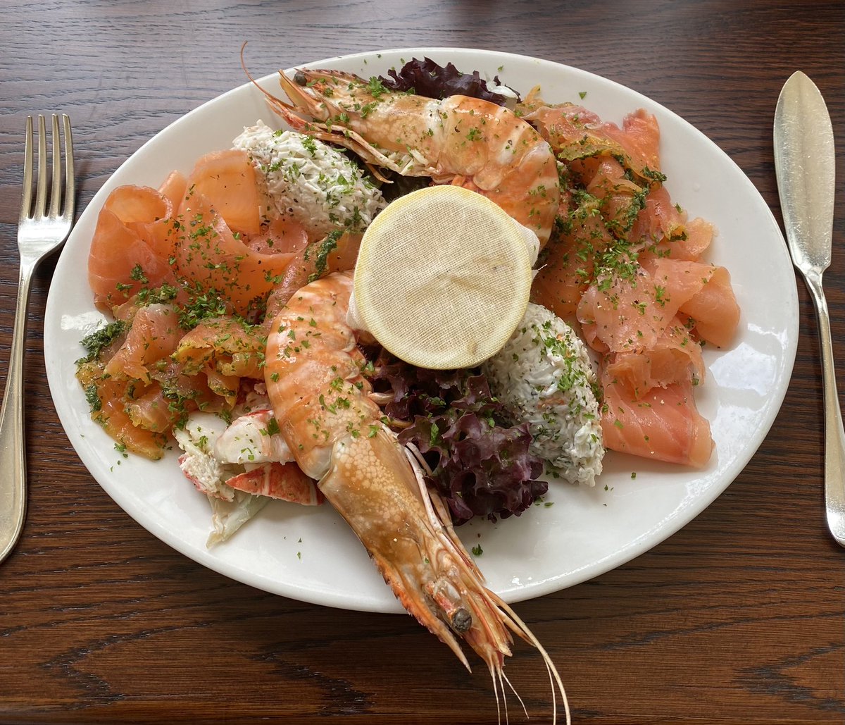 Sweetings Seafood Platter almost too good to eat #bloombergneighbour #freshseafood #londonsummer