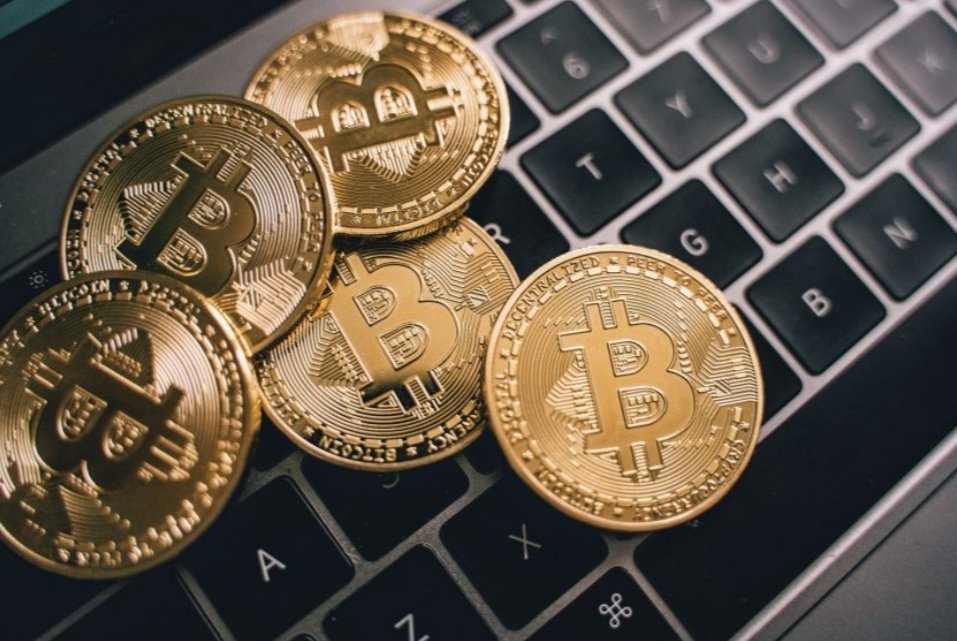 DGCOMMUNITY1's tweet photo. Bitcoin Trading Volume Plunges To Lowest Level Since 2020

#Bitcoin #defi #defiglobalcommunity #btc #altcoin #crypto #BEP20 #Smartchain https://t.co/AgJgBmBbvR