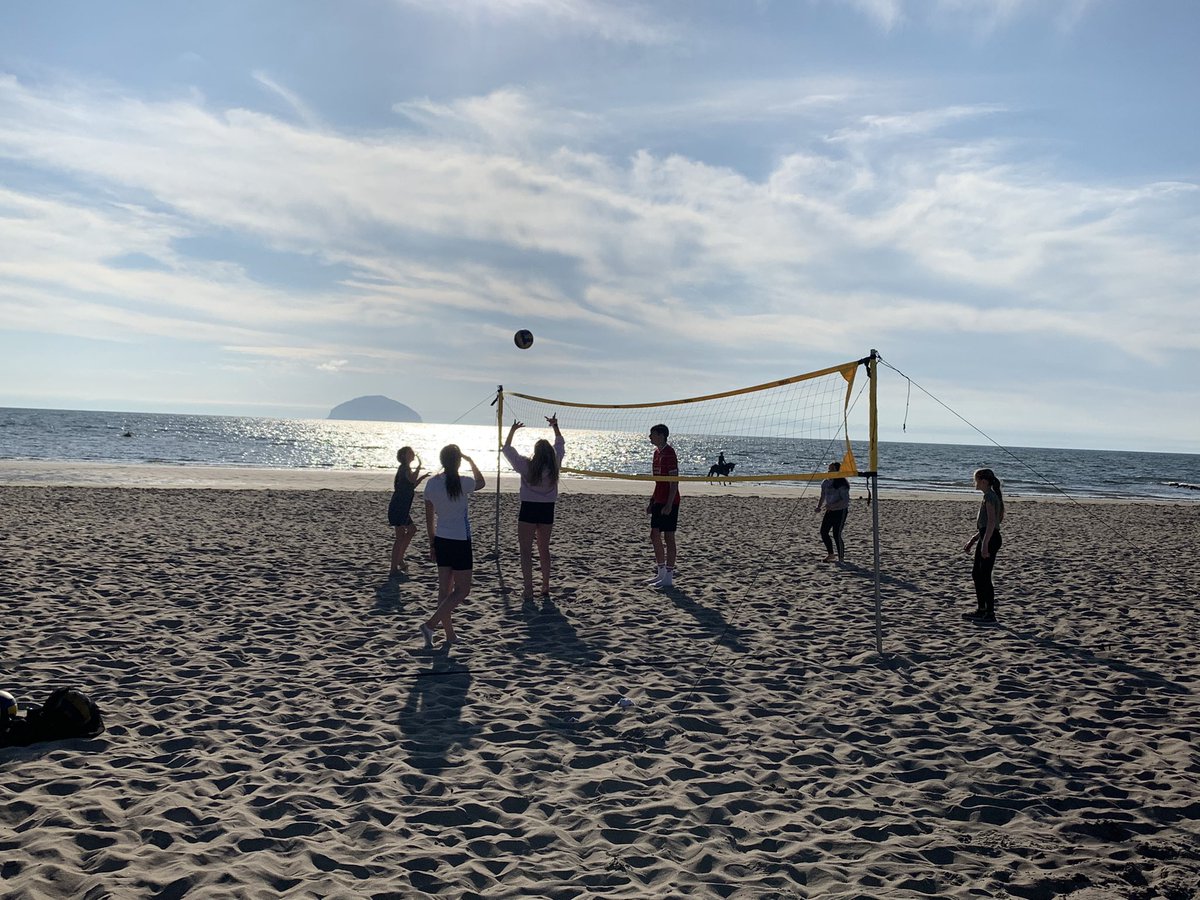 GirvanVball's tweet photo. We had a fantastic time tonight at beach Volleyball 🏐 

Great to see everyone having fun and developing their skills!!!

Glad to see some new faces coming along, see you all next week 😁 https://t.co/5LbaD6NCD0