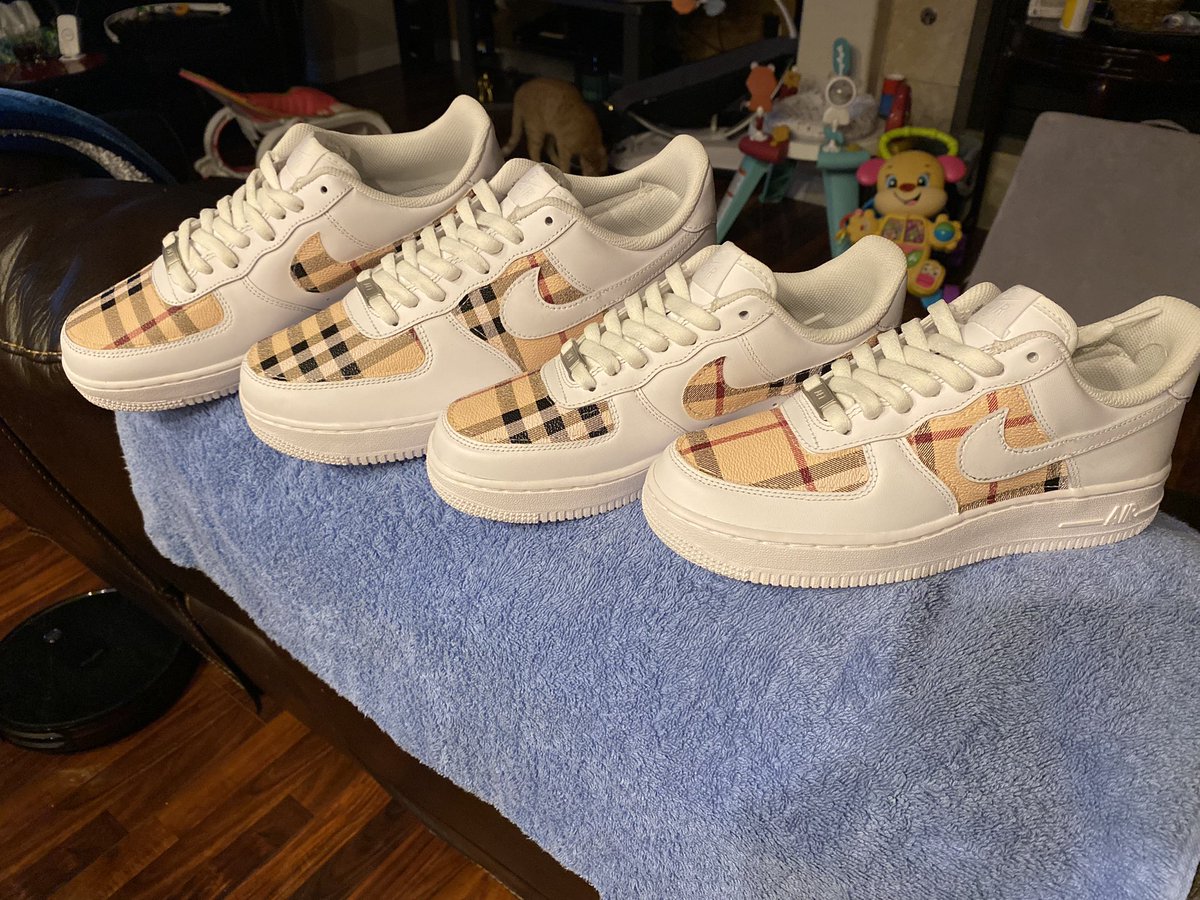 HIS AND HERS 🤍
#nvnnoncustom #customshoes  #nike #angelusdirect #art #fashion #sneakers #burberry #artist #customkicks #kicks #angeluspaint #sneakerheads #customsneakers #nicekicks #kickstagram #sneakernews #sneakerart #customized #streetstyle #vans #paint #painting #airforces