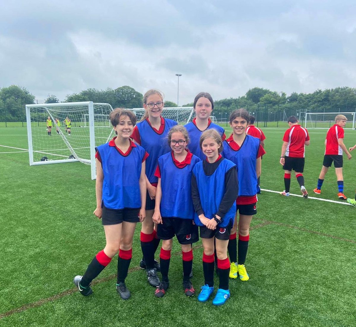 RPSGThouse's tweet photo. YEAR 8 INTER-HOUSE: What a wonderful day with a brilliant set of young people. GT were superb through football, rounders and tug of war, demonstrating good skill level and excellent sportsmanship. Final placement is 5th ⚾️⚽️💪🏽💙 #ProudRPS #GreaterTogether https://t.co/c5QDkkq8su