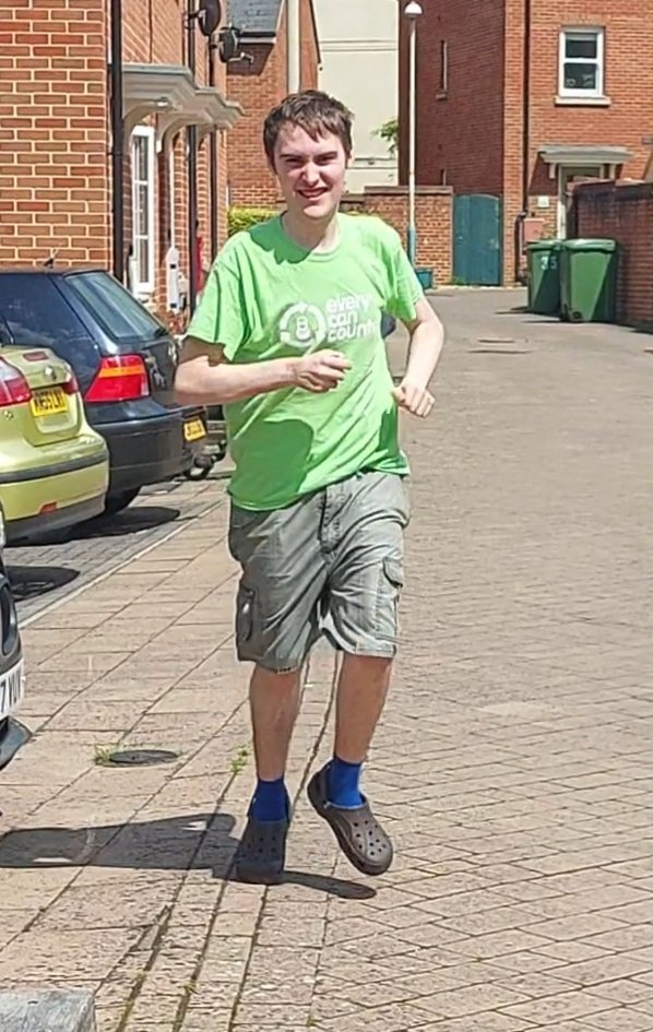 autcareandshare's tweet image. I couldn't pick Ryan up from his daycentre so my wife did, when he got near the house he came running up to me and said "hello daddy I'm back"  kissed me twice then grabbed a packet of crisps.