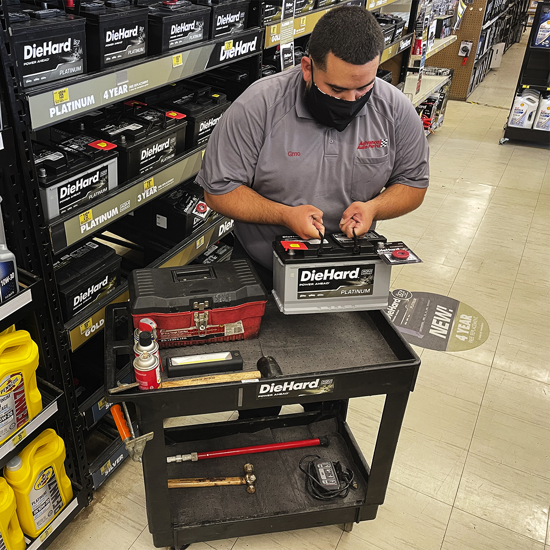 DieHardBattery's tweet photo. Let @AdvanceAuto do the heavy lifting and complete your vehicle's battery installation — for free 🙌 
📸 Tony M., District Manager

*most vehicles, most locations. Full details:  https://t.co/10AoVinskb https://t.co/waMIcsXvAz