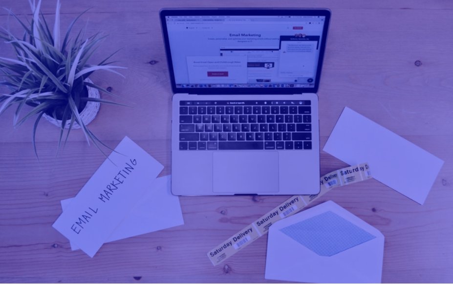 J'écris ton nom validation... Les conseils tout en poésie de <a href="/L_Gaulier/">Laurent Gaulier</a> pour mener à bien vos campagnes de #MarketingDigital  fullactivation.fr/blog/emailing-… #unpeudepoesie #EmailMarketing