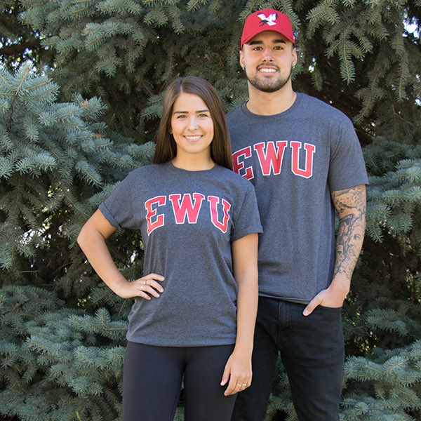 EWUEagleStore's tweet photo. These featured items will be 25% off TODAY ONLY 11am-2pm PST. In store &amp; online @ https://t.co/hDBJrV72T4 
Can’t make it in during the sale? You can always purchase during 11am-2pm online &amp; pick it up later! 

#GoEags #EagdOut #Eagle4Life #EagleGear #FlashSale #EWU #AdidasTeamCap https://t.co/hhXwVFJGhs