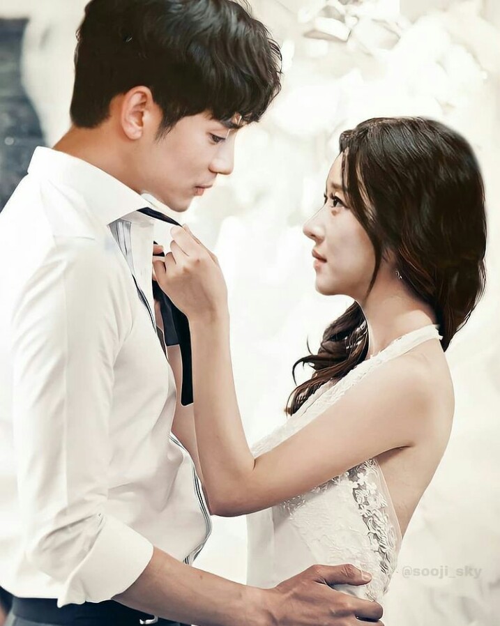 HallyuisLife's tweet image. What the azdszdrxxffsz!!!🙈🙈
I can only remember #LearningtoFall on this. #HyunJi 

anyhow, cr. in hyunjicouple.ph ig for this pic.😉