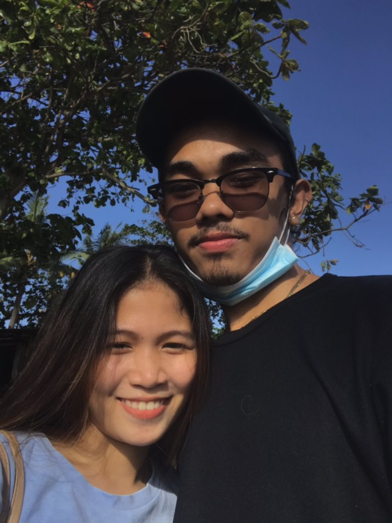rice_jek's tweet photo. Happy 2nd Anniversary, I love you big time 😩💜! https://t.co/5zFvWeD5WP