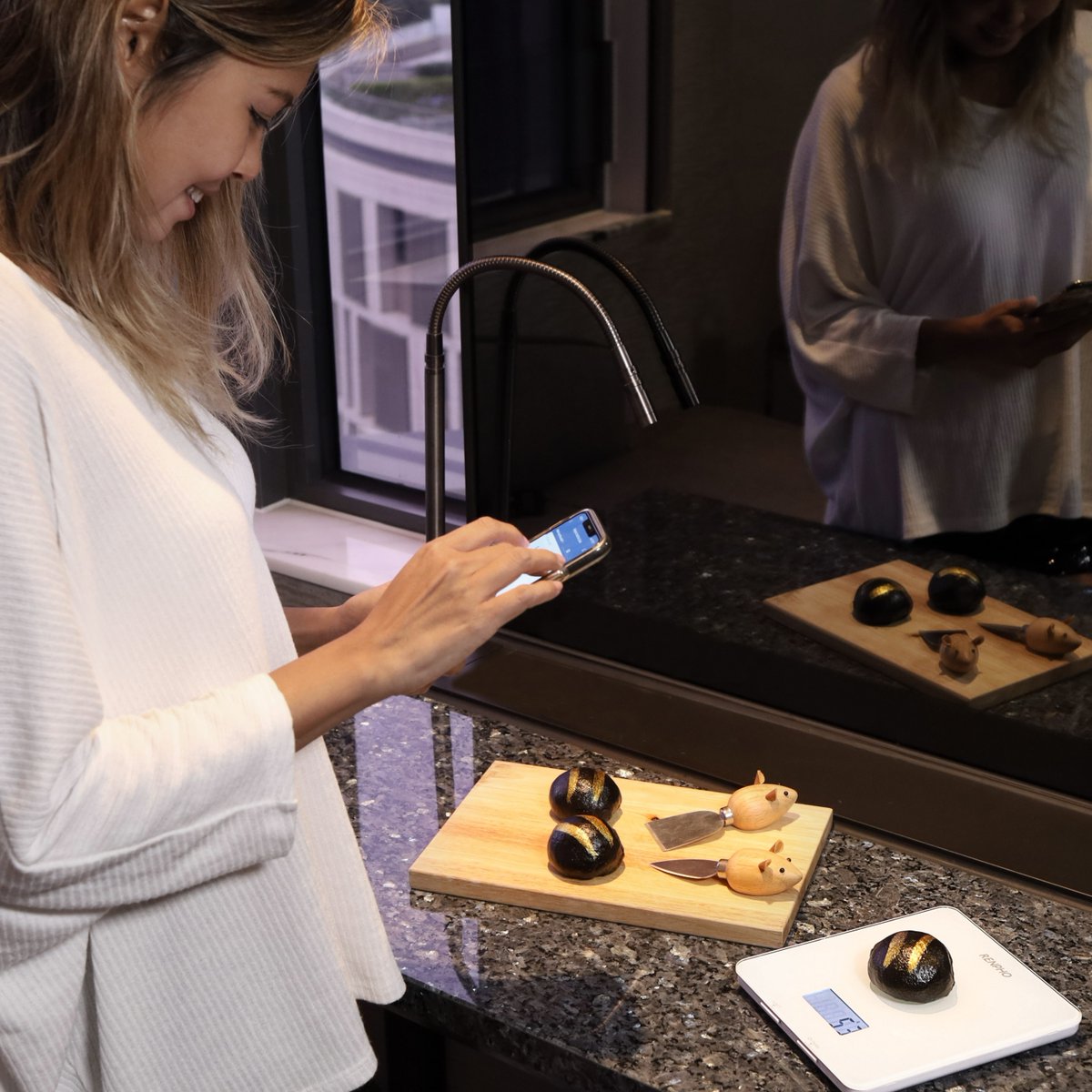 renpho's tweet image. The Smart Food Scale is perfect for keto dieters or those simply looking to track a balanced diet from home.
.
l8r.it/w2vH
.
#SmartFoodScale #SmartScale #Scale #SmartHome #Fit #Food #Cooking #Health #New #Healthy #SmartHealthyLiving #RENPHO