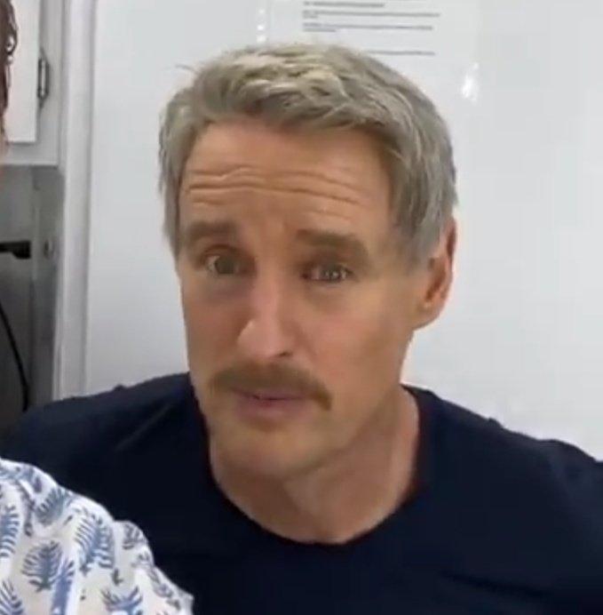 comforting_owen's tweet photo. owen wilson, behind the scenes of 'loki' https://t.co/GhIUWJXXzg