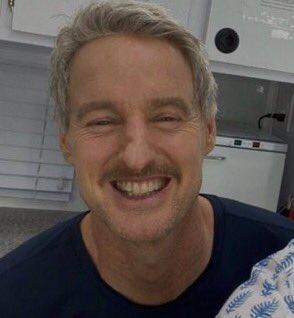 comforting_owen's tweet photo. owen wilson, behind the scenes of 'loki' https://t.co/GhIUWJXXzg
