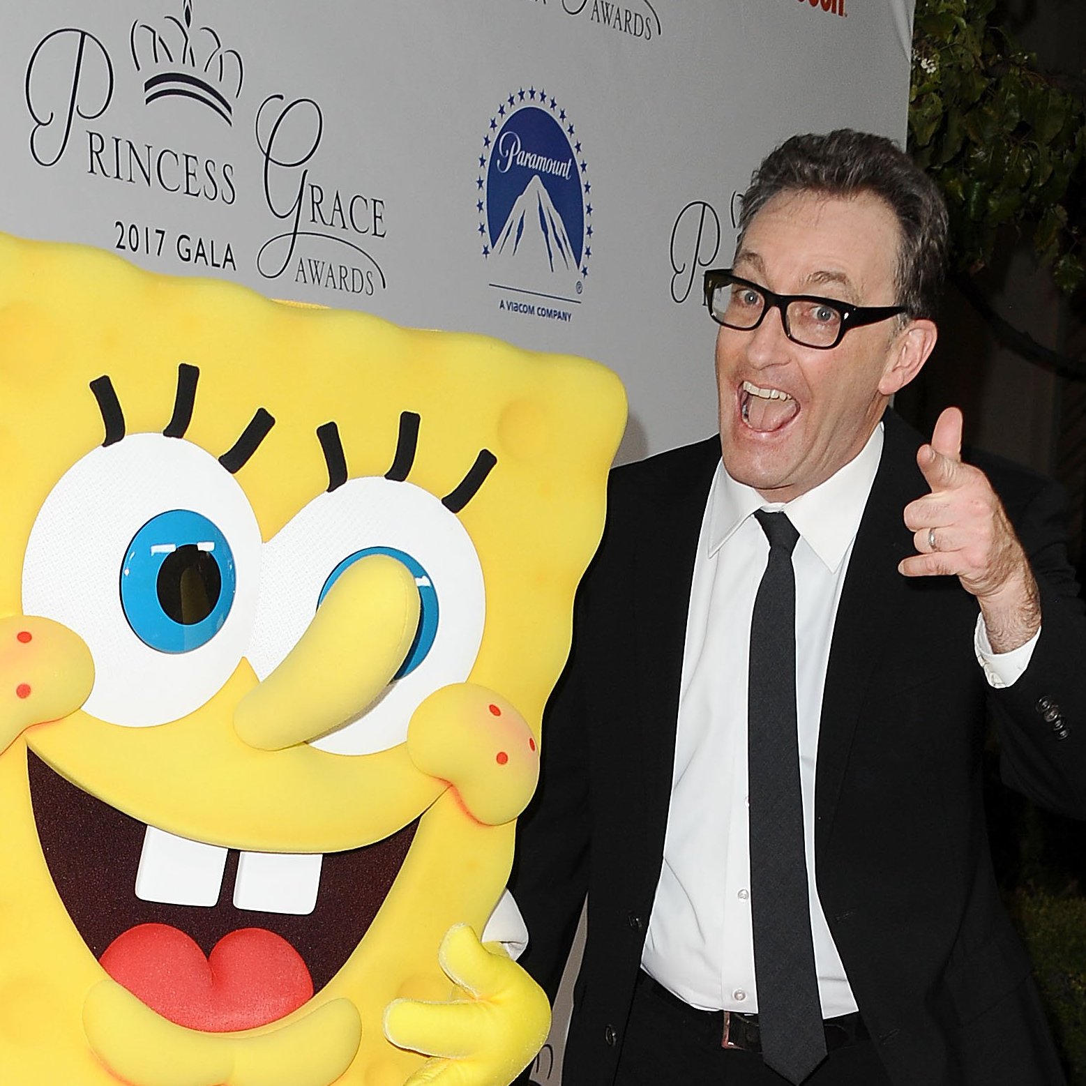 Happy Birthday to Tom Kenny, the man who has brought SpongeBob to life for over 20 years. 