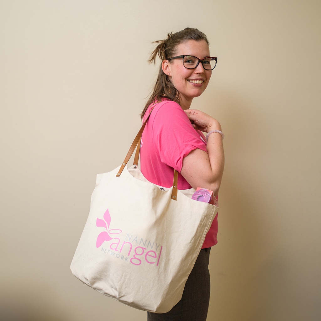 nankindca's tweet photo. Our Nanny Angel volunteers carry a ‘Mary Poppins’ bag full of activities. Our Child Life Specialist team has designed each one and aims to teach children healthy coping skills! 👼
To learn more about our NAN Program for Children, visit our website! #childlife #nannyangels https://t.co/fqRPjfo0ns