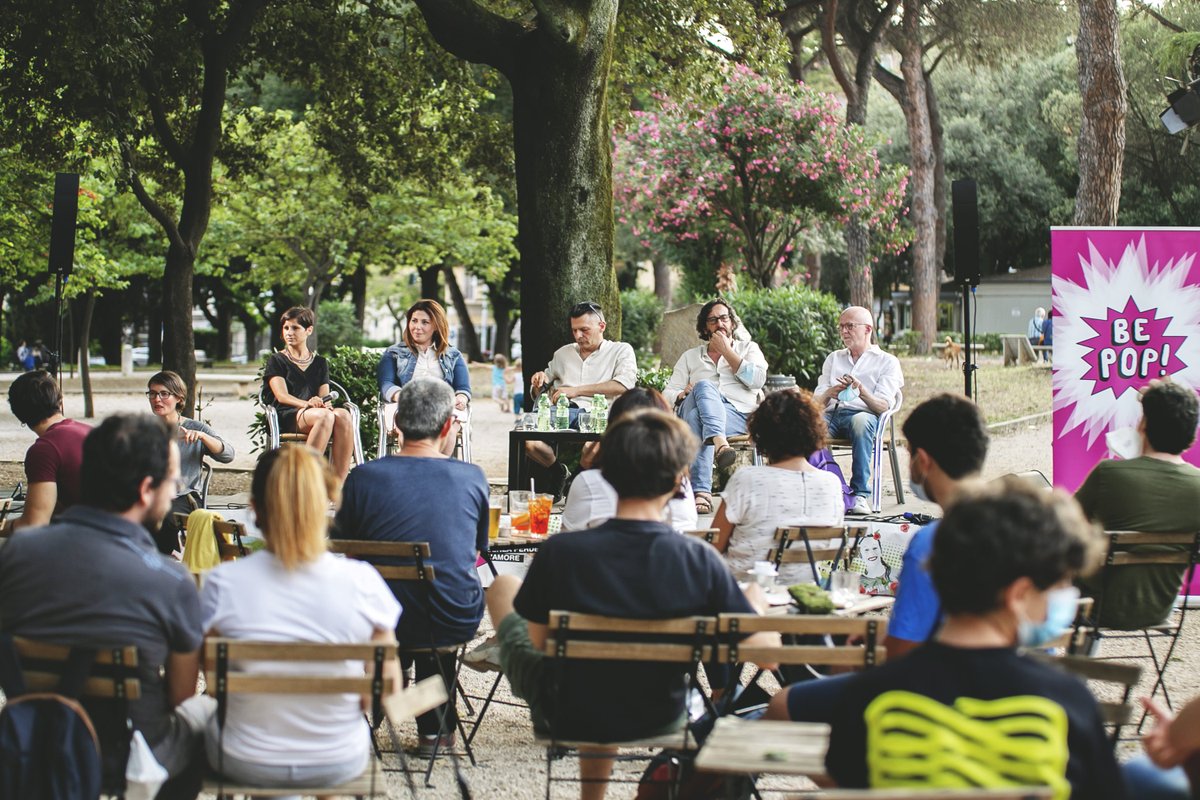 BePop_roma's tweet photo. “Limoni” è lo splendido podcast di @Internazionale che ricostruisce i fatti del G8 di Genova del 2001.
Il #21giugno lo abbiamo presentato insieme ad @annalisacamilli, @carcke, @RiccardoNoury e @vicaridaniele.

📸 Francesca Maceroni https://t.co/dvBdsuSnYC