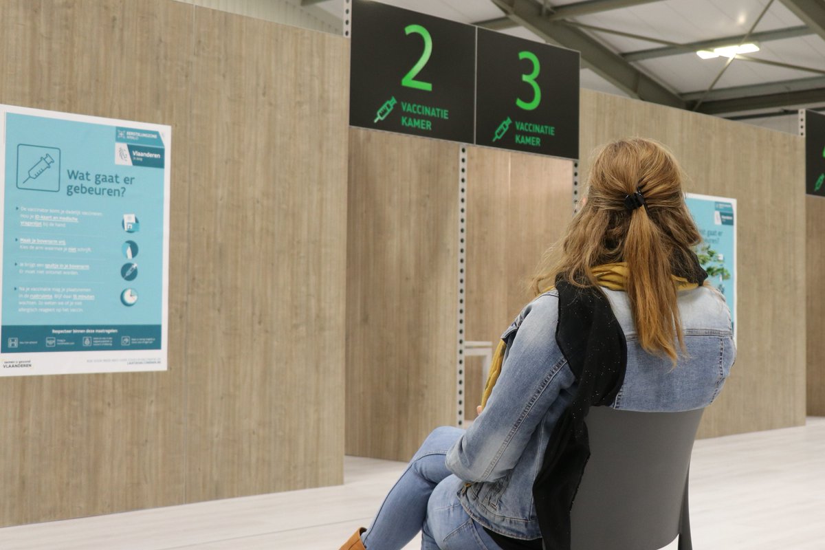 💉Ben je 18 jaar of ouder? Dan kan je op 14 juli tussen 16 en 19 uur zonder afspraak langsgaan in het vaccinatiecentrum in Affligem (Bellestraat 99, 1790 Affligem) voor een J&amp;J-vaccin. Meer info: vaccinatie@affligem.be of 053 83 33 29
#laatjevaccineren #samentegencorona