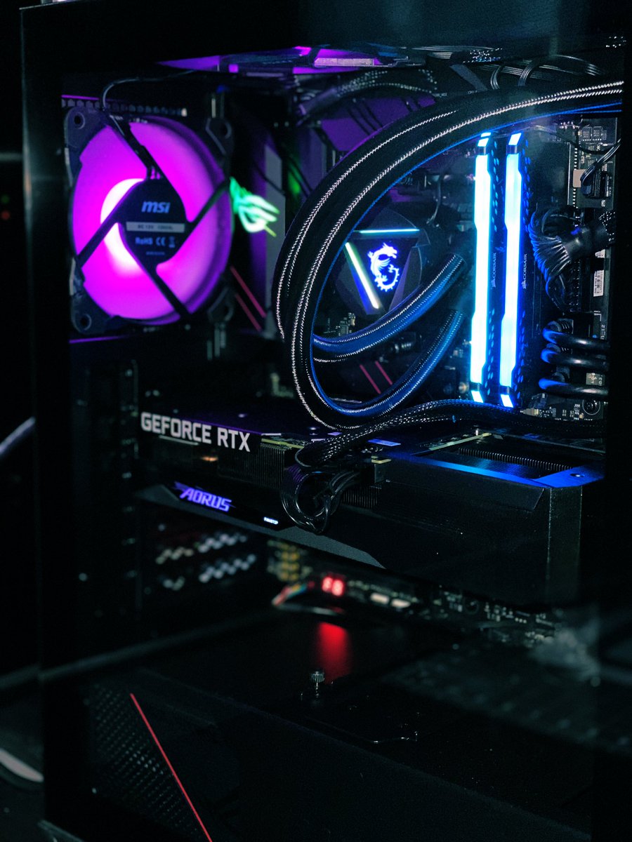 Tony_Perez2024's tweet photo. This new RIG🧈🥰
.
Rendering benchmarks🚀🚀🚀
.
Working on all my backed up client work! Thanks for being patient, it wasn’t that long was it?🤔😎
.
#animationdev #Animation #DigitalMarketingServices #Digital #GraphicDesign #3Danimation #3D #Professional #Adobe #nvidia #AMD https://t.co/yg2ErBF62Y