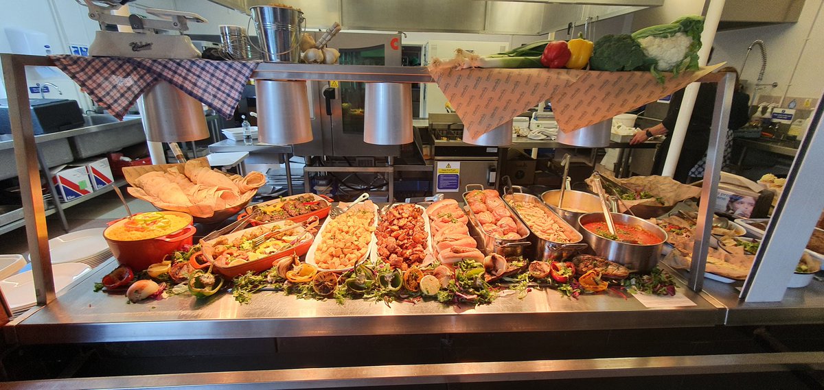 Lebanese Street Food today <a href="/Charles_Read_/">Charles Read Academy</a> it went down a storm!!
<a href="/DRETnews/">David Ross Education Trust</a> <a href="/MStreeting/">Michael Streeting</a> <a href="/JoanneNunney/">Joanne Nunney</a>