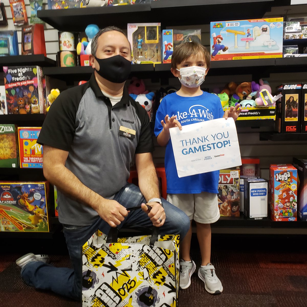 MakeAWish's tweet photo. The next time you shop at any @GameStop store, round up your cash purchase and donate your extra change at the register. Donations will benefit Make-A-Wish to help bring hope and joy for today –and tomorrow for wish kids battling critical illnesses. #WishPower #GameStopGives https://t.co/tB30H48B82