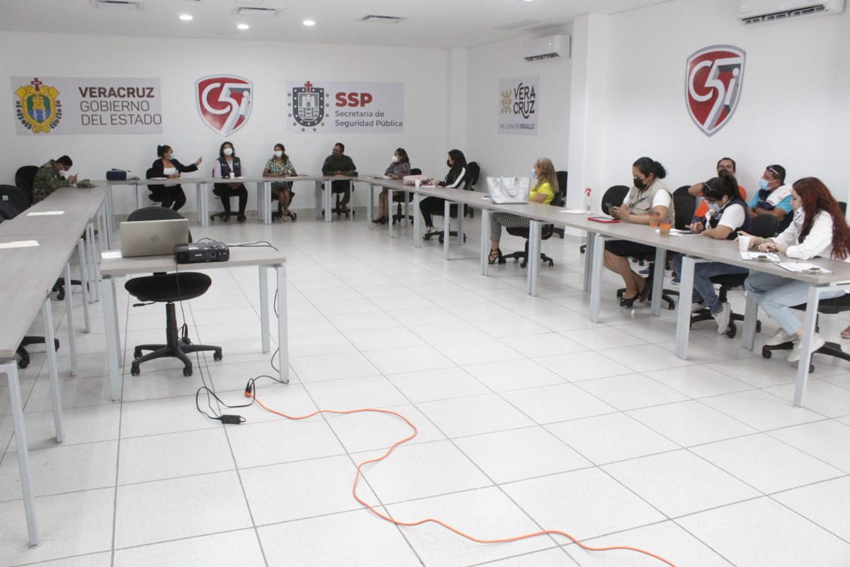 immuver02's tweet photo. Seguimos trabajando en vinculación interinstitucional para proporcionar a las mujeres, hijas e hijos en situaciones de violencia EXTREMA, atención de calidad y con perspectiva de género, brindándoles un espacio seguro para resguardo de su integridad física y emocional
#IMMUVER https://t.co/kCyywSopoY
