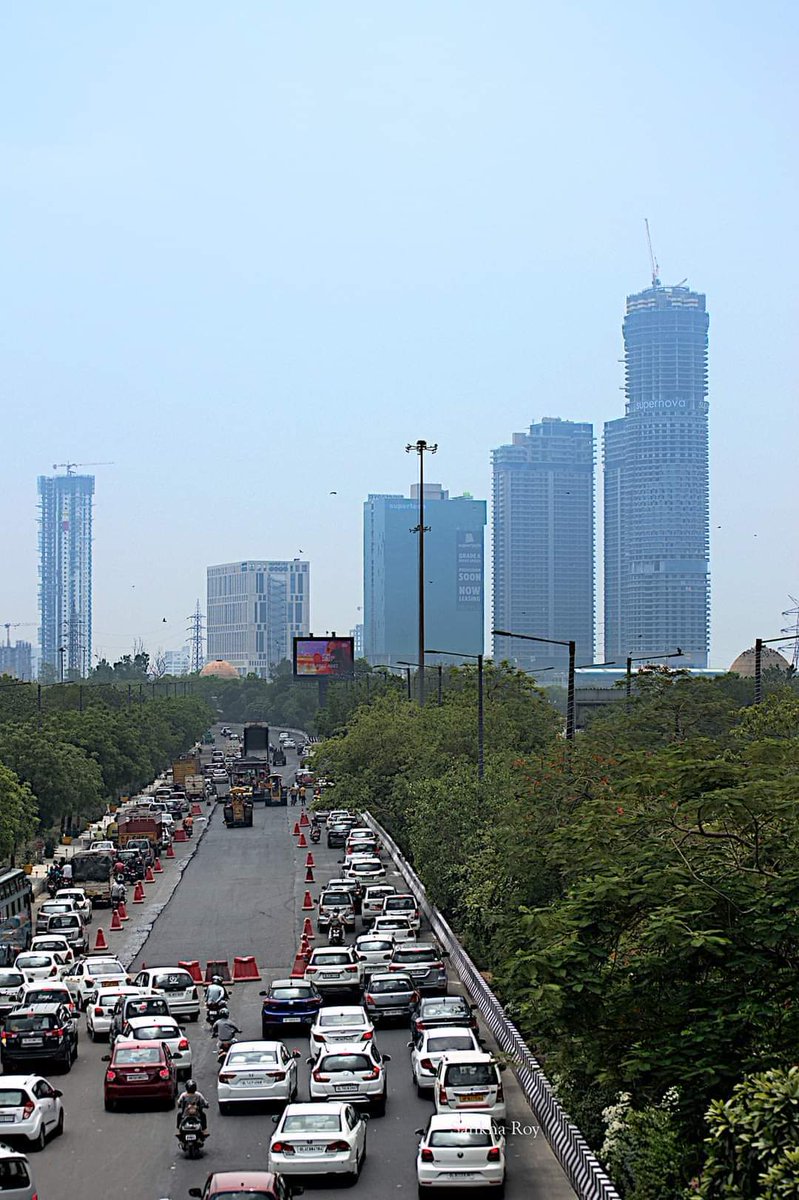 sankha0roy's tweet photo. It's indian traffic jam
#photography #India https://t.co/xMX4XZPBVK