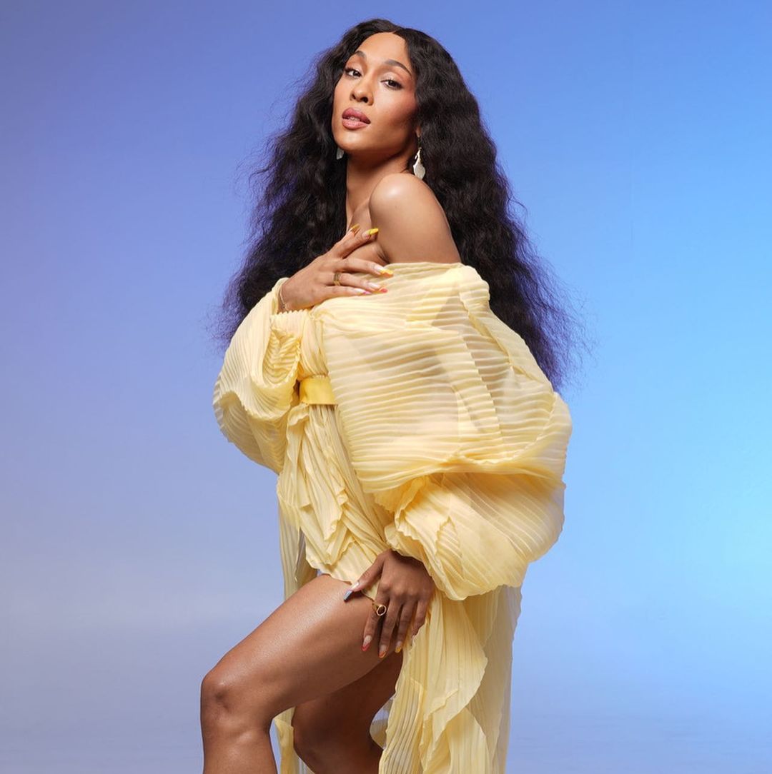 pridespaces's tweet image. É ELA!

MJ Rodriguez quebra barreiras e se torna a 1ª mulher trans da história a ser indicada na categoria principal de Melhor Atriz no #Emmys