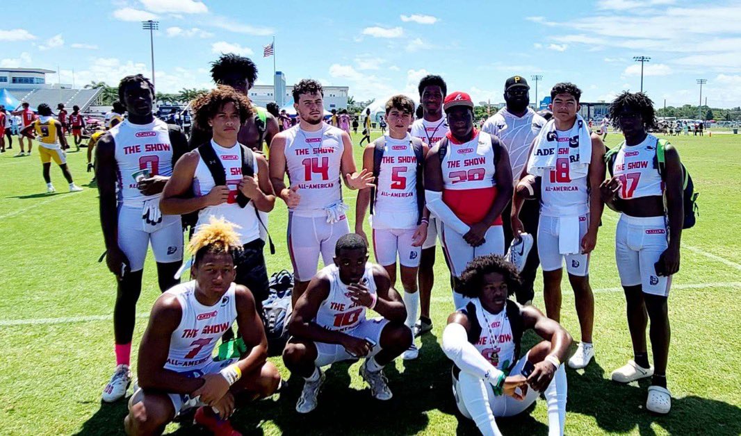 JasonArias45's tweet photo. Had a good time competing with the best in the country at @TheSHOWByNXGN in @IMGAcademy about 2 weeks back. Got better and made some connections. 
Some film coming soon 👀…
@CoachCutshaw @CoachTBiscardi @AdamSiwicki @CoachRidings @OcalaPreps @RealCoach_Mast @coach_pi https://t.co/PqbVKLeYUX