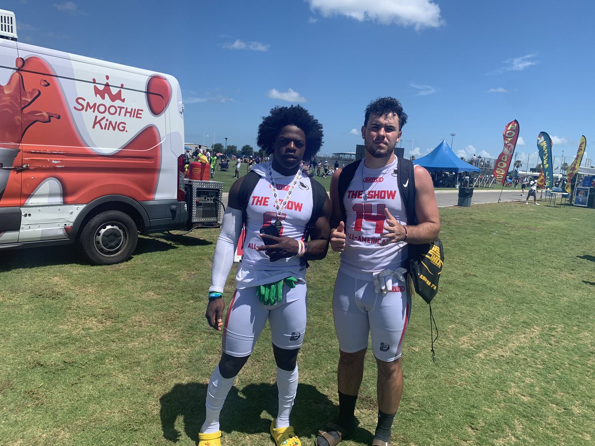 JasonArias45's tweet photo. Had a good time competing with the best in the country at @TheSHOWByNXGN in @IMGAcademy about 2 weeks back. Got better and made some connections. 
Some film coming soon 👀…
@CoachCutshaw @CoachTBiscardi @AdamSiwicki @CoachRidings @OcalaPreps @RealCoach_Mast @coach_pi https://t.co/PqbVKLeYUX