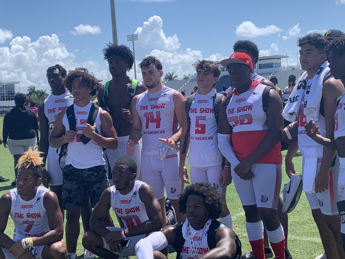 JasonArias45's tweet photo. Had a good time competing with the best in the country at @TheSHOWByNXGN in @IMGAcademy about 2 weeks back. Got better and made some connections. 
Some film coming soon 👀…
@CoachCutshaw @CoachTBiscardi @AdamSiwicki @CoachRidings @OcalaPreps @RealCoach_Mast @coach_pi https://t.co/PqbVKLeYUX