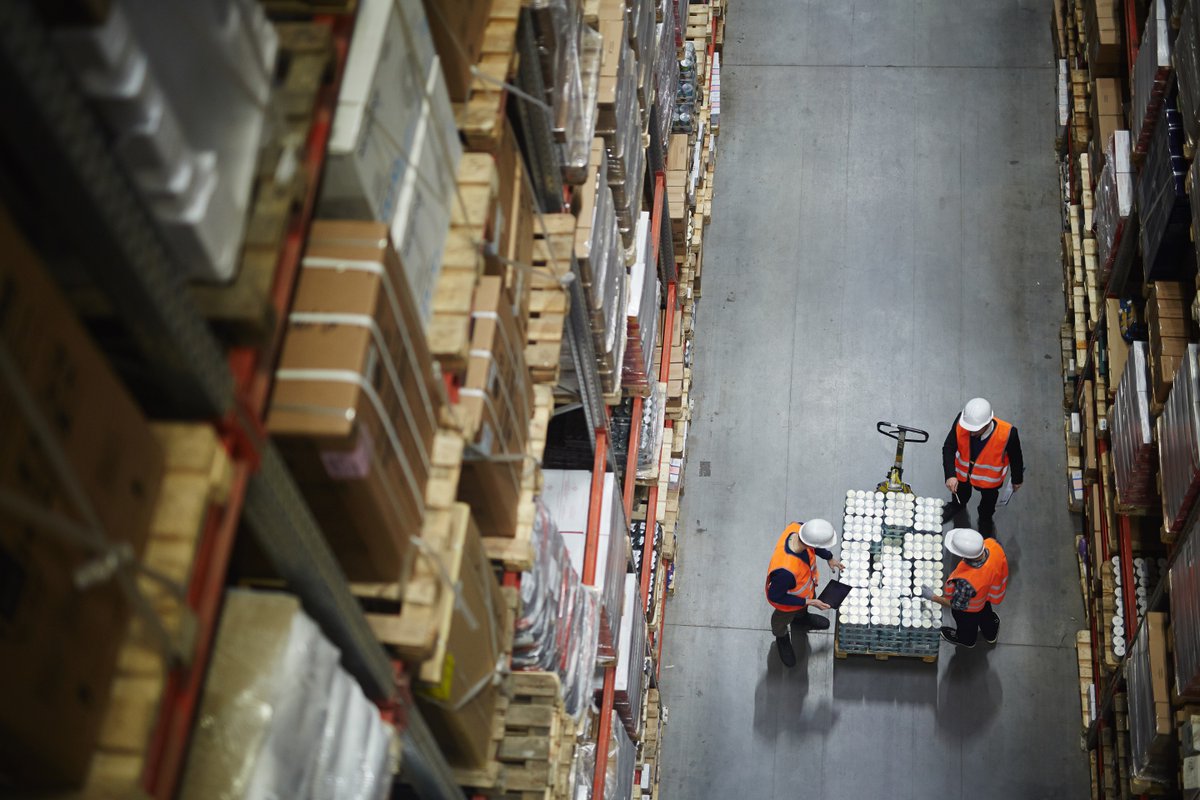 SelectHub's tweet image. Can your warehouse management software forecast labor? Does it track KPIs or automate reorders? Find out if it has the right tools for your unique business requirements: bit.ly/3dwmsrq#WMSReq… 

#Logistics #WMSFeatures #SoftwareRequirements