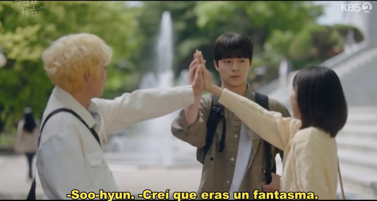 holaguacate's tweet photo. Los amo los amo los amo #AtaDistanceSpringisGreenEp6 https://t.co/fmWsktk1nK