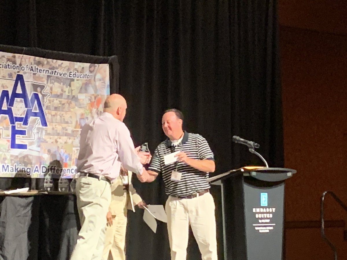 Mr Harris is the AAAE state Teacher of the year ⁦<a href="/Dr_JakeLong/">Jake Long</a>⁩