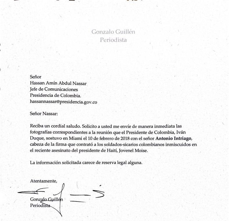 HELIODOPTERO's tweet photo. Le queda muy mal al secretario de prensa de Duque, Hassan Nassar, mentir oficialmente diciendo que no hay registro fotográfico del encuentro de Duque con Tony Intriago, el reclutador de los militares-sicarios colombianos apresados por el magnicidio de Haití. https://t.co/p4B04UNijZ