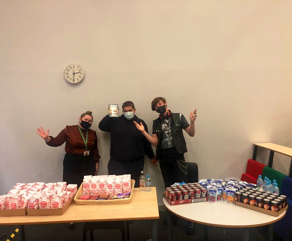 MissCarterMaths's tweet photo. So proud of the year 12 Business students for hosting a successful cinema experience for year 7 students at @OfficialNUSA! Their event raised £100 for @CR_UK. Thank you to @MrsHowardNUSA for your support! #madeatNUSA #proudteachermoment #teamworkmakesthedreamwork #amazingNUSA https://t.co/VJSPC94uv2