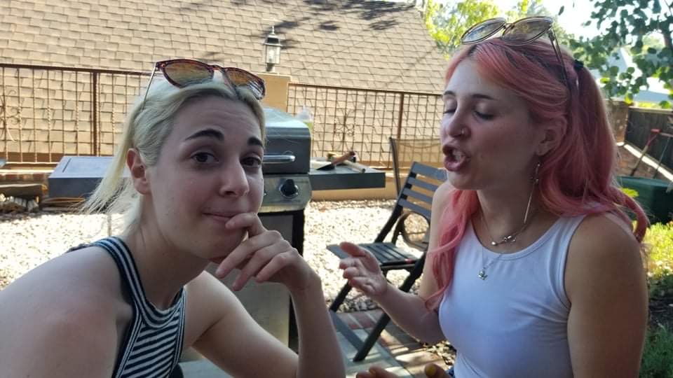annagracehill1's tweet photo. this pic of my gf listening to me manically infodumping abt 2003 fullmetal alchemist at a bbq.. o my god https://t.co/edAKDlyDEk