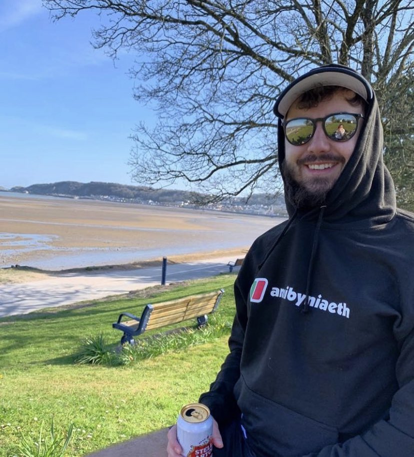 CymruCollect's tweet photo. ANNIBYNIAETH 🏴󠁧󠁢󠁷󠁬󠁳󠁿

We have annibyniaeth hoodies, tees, hats, backpacks and more!

They’re all available here: https://t.co/DHhYBXgN0Y 🏴󠁧󠁢󠁷󠁬󠁳󠁿 https://t.co/fBWTktwXBB