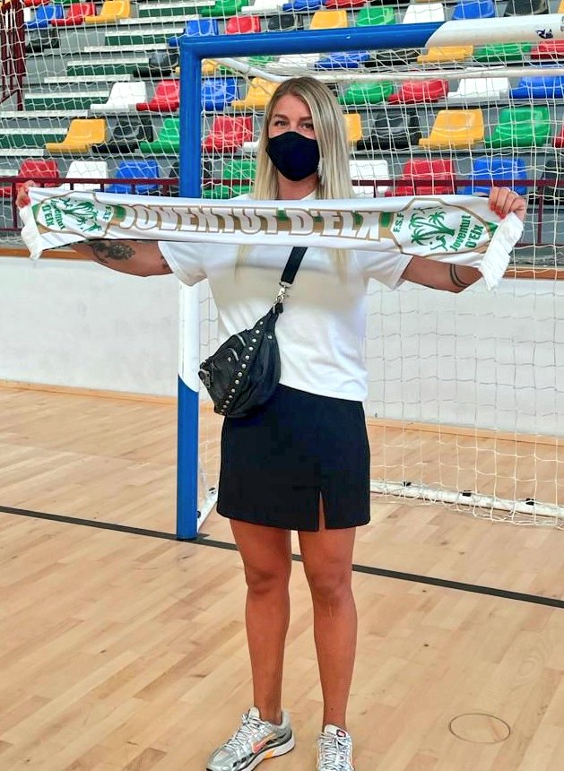 NOTICIA <a href="/COPEElche/">COPE Elche</a> 📝 | FÚTBOL SALA

✍🏻 El @JoventutdElx ficha a <a href="/NannaJansson/">Nanna My Jansson</a>, capitana de la selección sueca absoluta de fútbol sala femenino que actúa de ala sobre el parqué. ¡Välkommen! ☺️