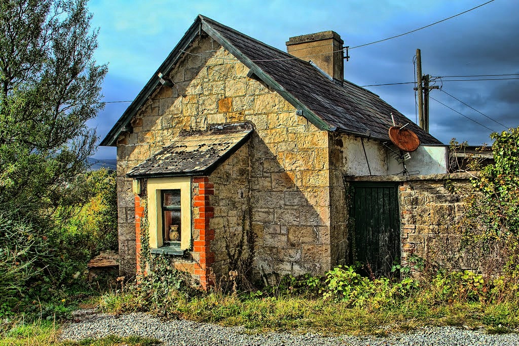 Newlodgeceltic's tweet photo. Empty home
#emptyhome #ireland #photography #photooftheday #canon #canonphotography #amateurphotography https://t.co/bwHnwYjBx8