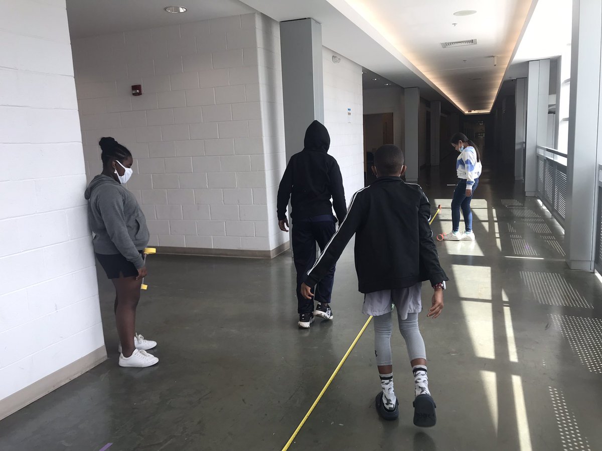 robbenson1995's tweet image. Hands-on learning at Ligon today! Students made hoop gliders and performed their 1st test run. One went 27’ &amp;amp; that is only a baseline! Improvements coming soon… #summerlearning #engineeringanddesign @DuvallTweets706 @APmcrae