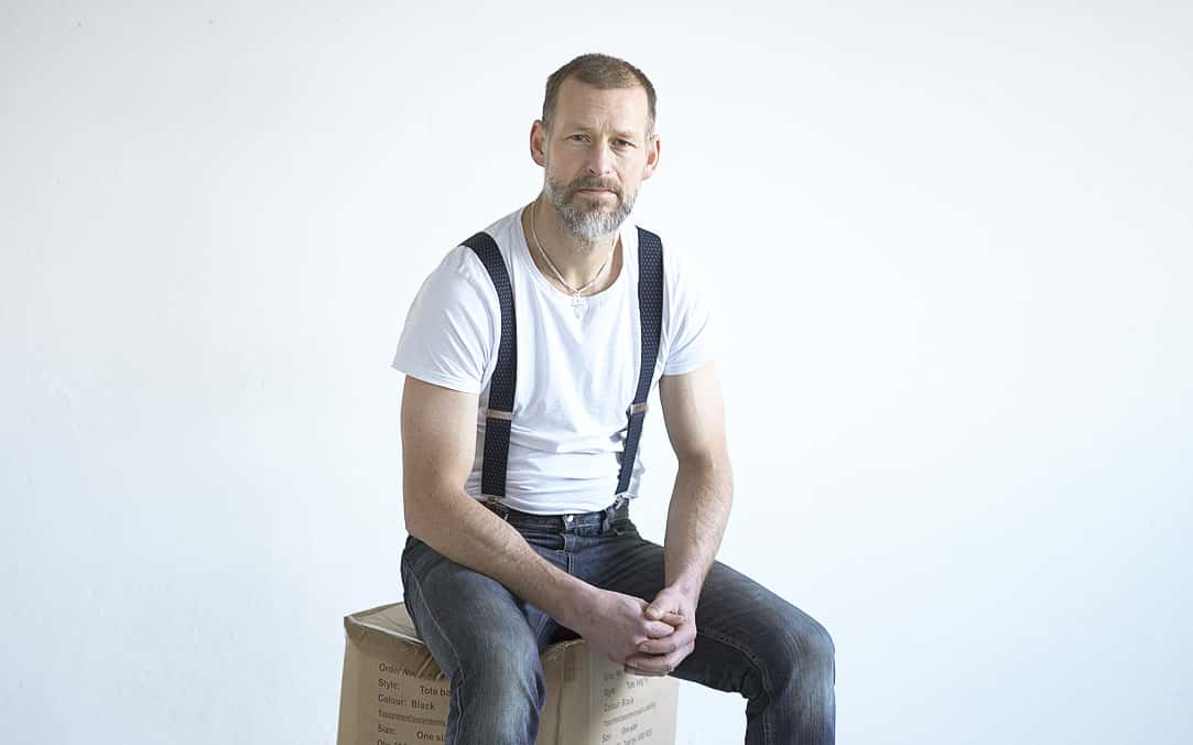 EhandelPunktSe's tweet image. De trotsade pandemin och öppnade nya butiker - vilket lönade sig. Lager 157 omsatte 1,2 miljarder under 2020 och ökade vinsten. "Har jobbat riktigt hårt". ehandel.se/lager-157-slog… #ehandel #lager157