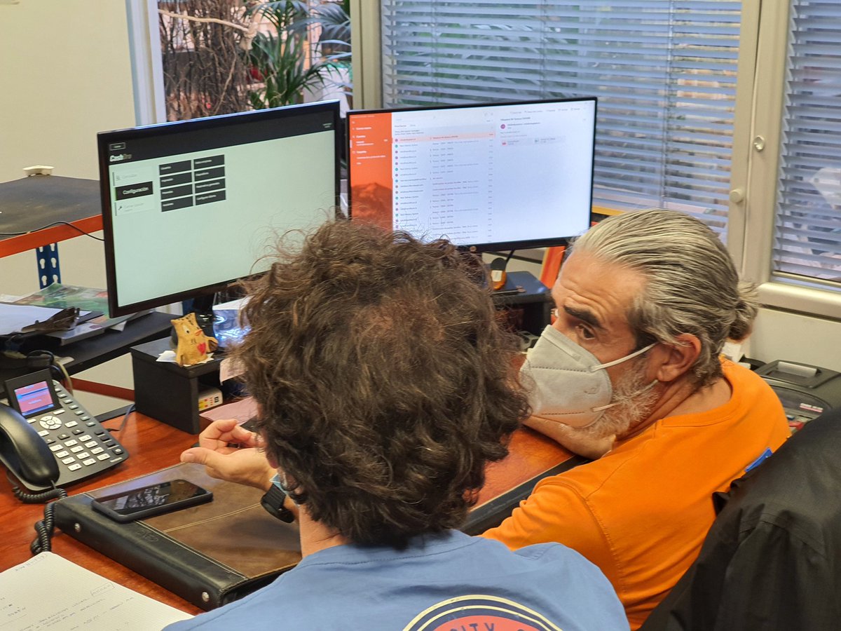 binsoft_ca's tweet photo. Els clients contents repeteixen. Un majorista de flors de #Vilassar tenia un #cashdro3 i després de 3 anys d'un rendiment òptim, fa el canvi a un #Cashdro7 Possiblement uns dels caixers més ràpid del mercat actual. Avui formació i configuració https://t.co/3PQIyeBFYU