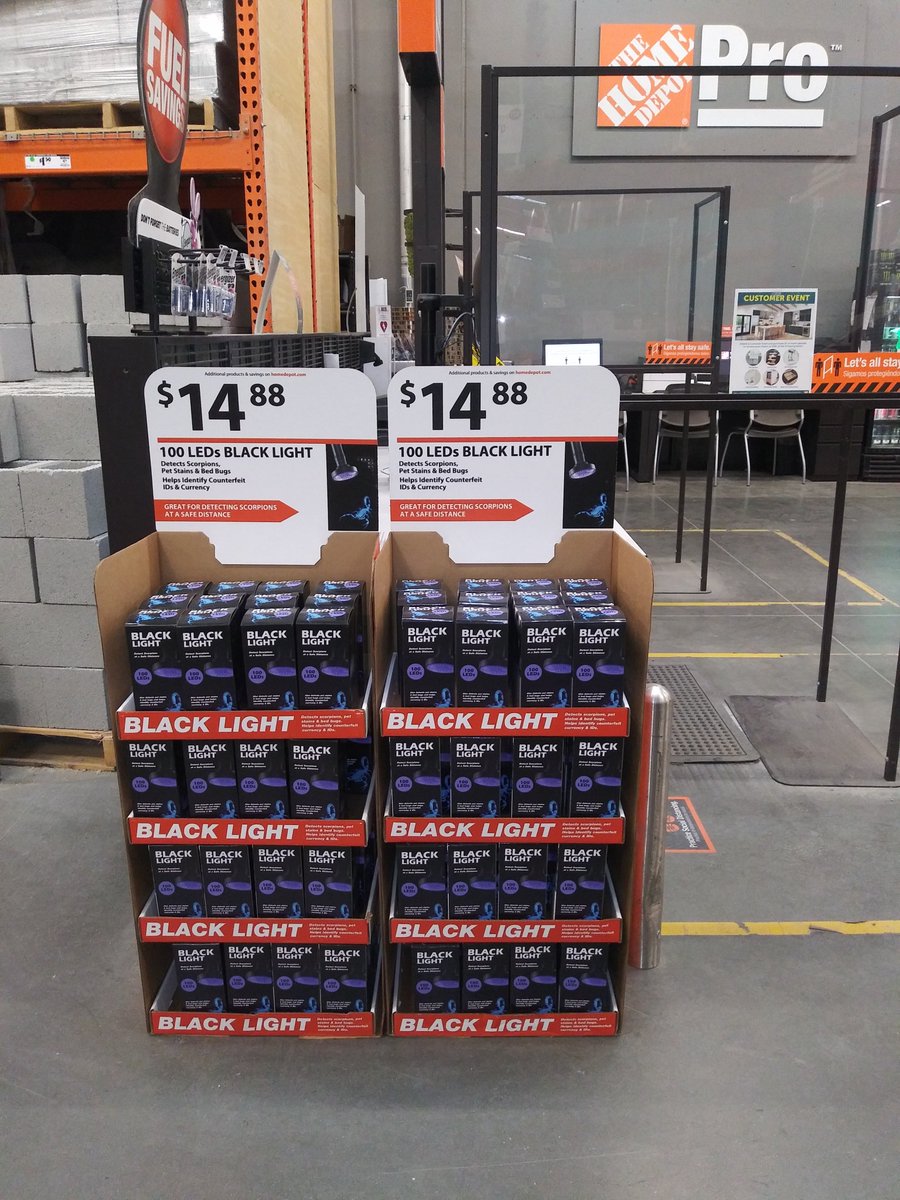 New to D25 the Scorpion Black Light! Detects pet stains, ideal for cleanliness inspections, identify counterfeit currency &amp; cards, Authentic IDs. Get it while it lasts!