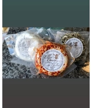 ArtisanCheeses's tweet photo. The lovely guys from @cheesesofkent will be there with their local Kent cheeses
Along with alot more, herb, chilli, smoked amd mustard cheese. other kind of bries, semi hard and hard cheese. 
home made chutney, chilli, jams and jellys

#meltoncheesefestival #cheese https://t.co/xZ0JcynCZi