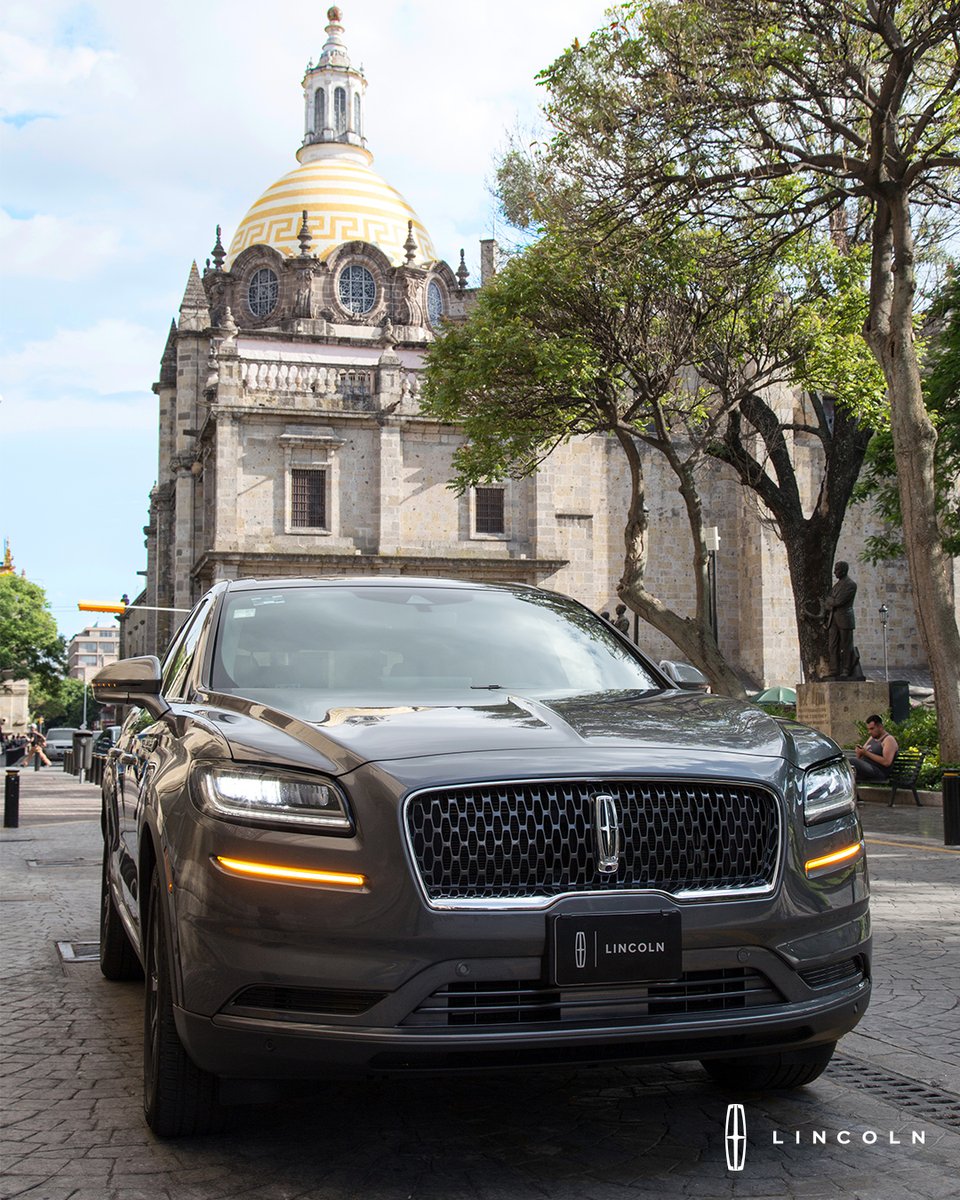 Sensaciones auténticas a bordo de tu santuario personal. Desde #LincolnPatria recorrimos en #LincolnNautilus el centro disfrutando algunos de los mejores horizontes de nuestra Perla Tapatía. Síguenos en Facebook en Lincoln Patria: bit.ly/3AYr8pR