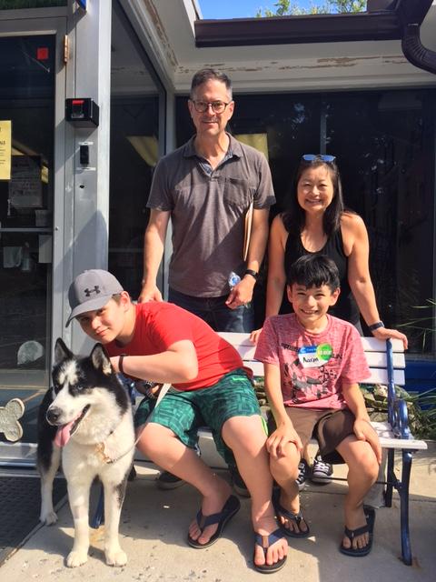 bmorehumane's tweet photo. JoJo found his furever family with the help of the #PetsforPatriots -- helping active & retired veterans and homeless pets connect. Check out all our adoption programs at: https://t.co/7NLFjvK4wx - Pet Adoption
#PetsfortheElderly
#FirstResponders
#SeniorPaws
#SilverLinings https://t.co/5qNjasdQUk