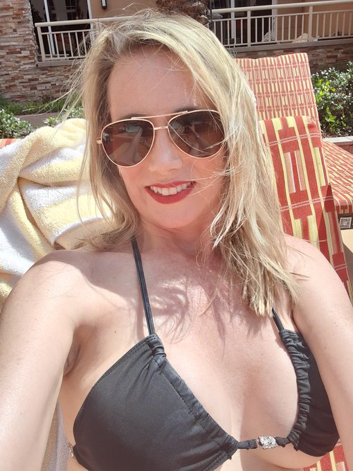 Happy Tuesday! https://t.co/TD4dMP9D5R<a href="/tag/pussy"class="tags"><span>#pussy</span></a><a href="/tag/milf"class="tags"><span>#milf</span></a><a href="/tag/manyvids"class="tags"><span>#manyvids</span></a><a href="/tag/bigcock"class="tags"><span>#bigcock</span></a><a href="/tag/cums"class="tags"><span>#cums</span></a><a href="/tag/onlyfa"class="tags"><span>#onlyfa</span></a>