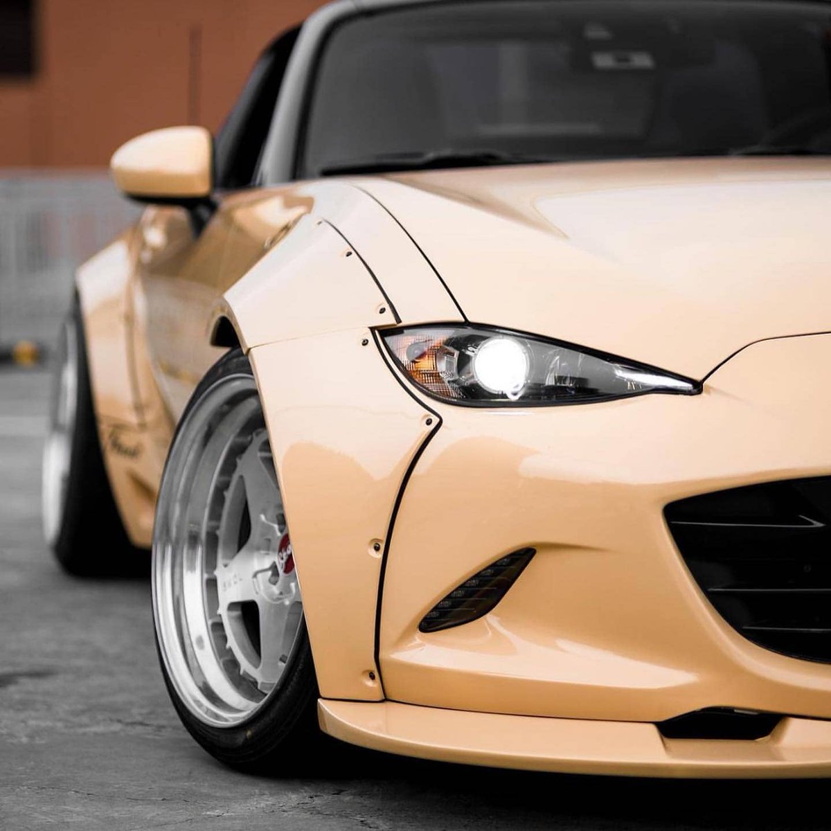 ✔️ @KBH__KBH #TopMiata #Mazda #Miata #JDM #MX5 Photo by: #secondskinindustries / @skolwheels