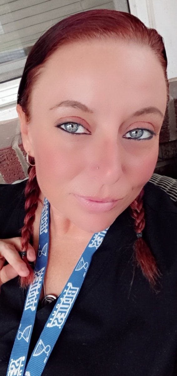 Brittain1980's tweet image. &quot;Ten years from now, make sure you can say you chose your life, you didn’t settle for it.&quot; #justme #workflowselfie #tuesdayvibes #itiswhatitis #findingmyownsmile #makingmyselffeelbeautiful #iamwhoiam #redhairdontcare #themeyestho #thatsallmebaby